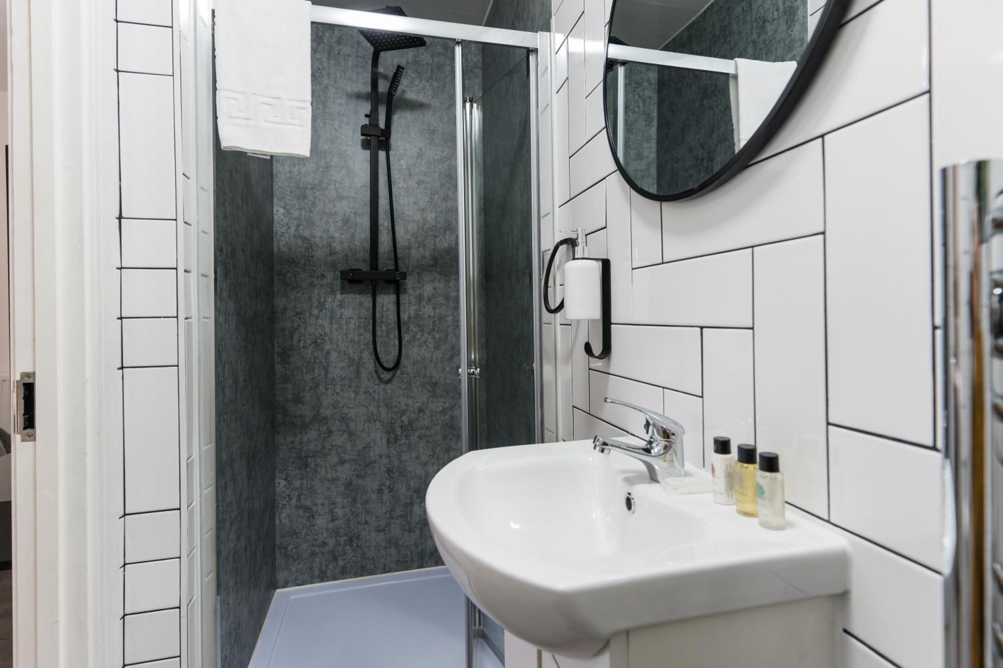 Nottage House Premier Apartments 卡迪夫 外观 照片